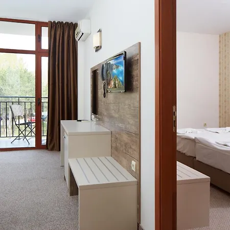 Lira Hotel Sunny Beach