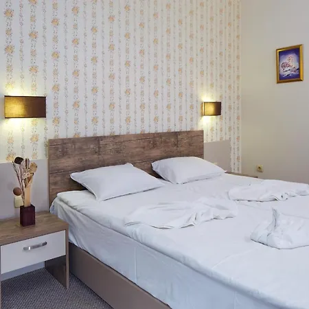 Hotel Lira Sunny Beach