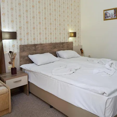 Lira 3* サニービーチ